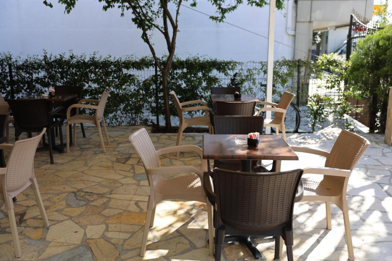 Hotel Kalaja Boks Bagian luar foto