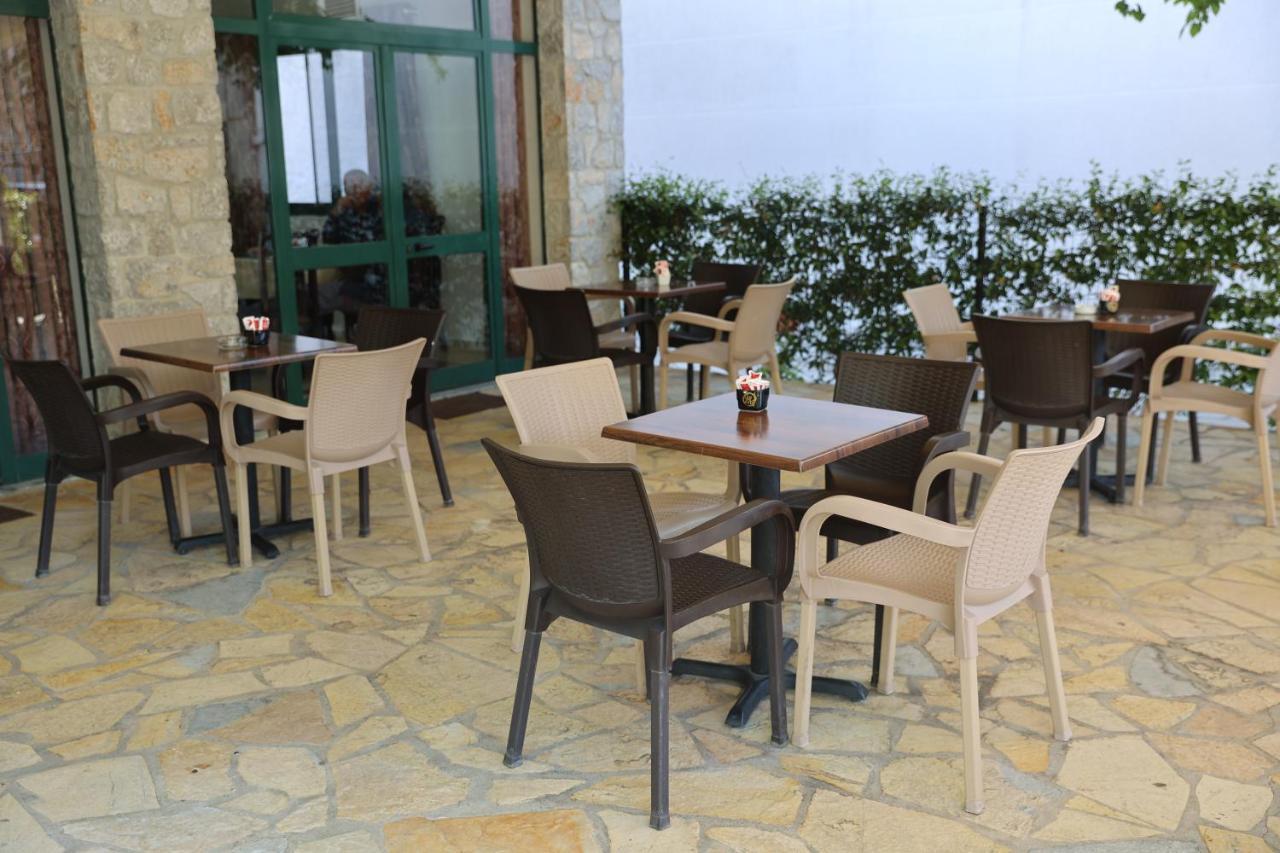 Hotel Kalaja Boks Bagian luar foto