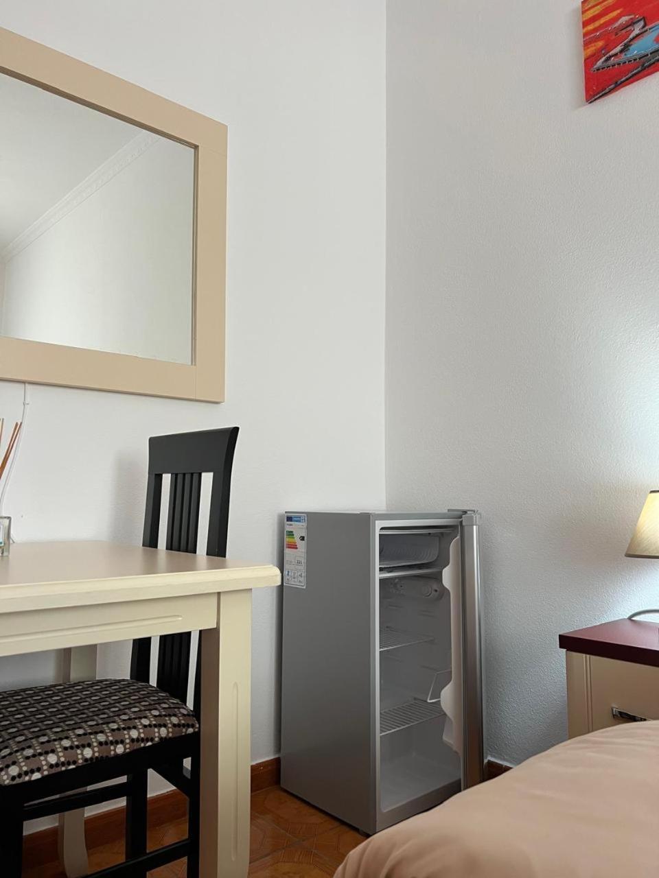 Hotel Kalaja Boks Bagian luar foto