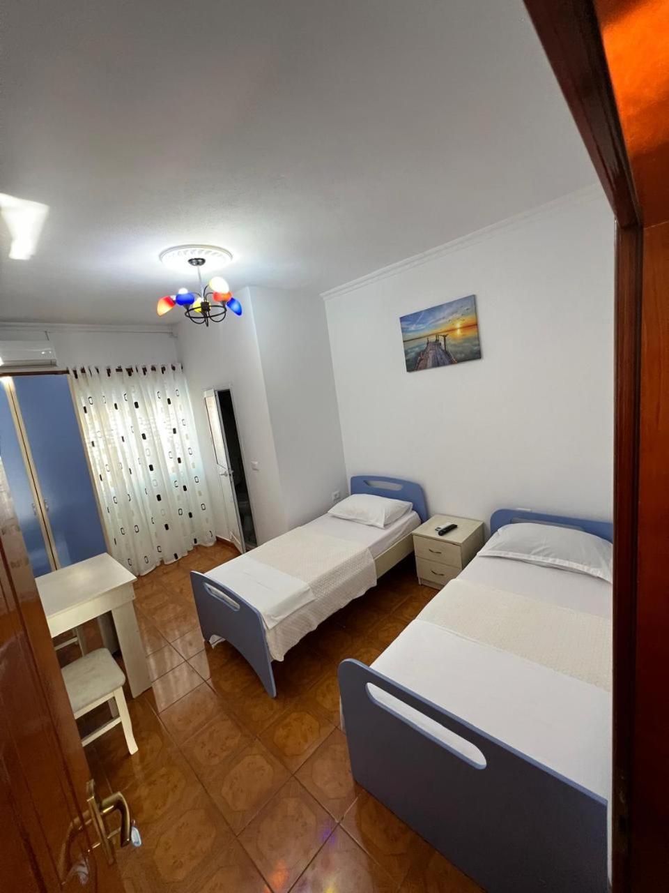 Hotel Kalaja Boks Bagian luar foto